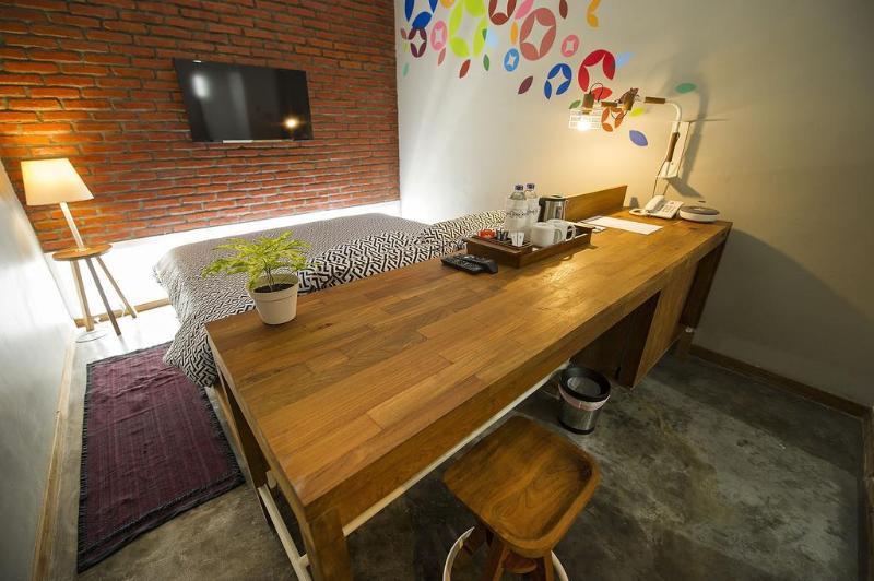 Lokal Hotel & Restaurant Kejayan Eksteriør billede