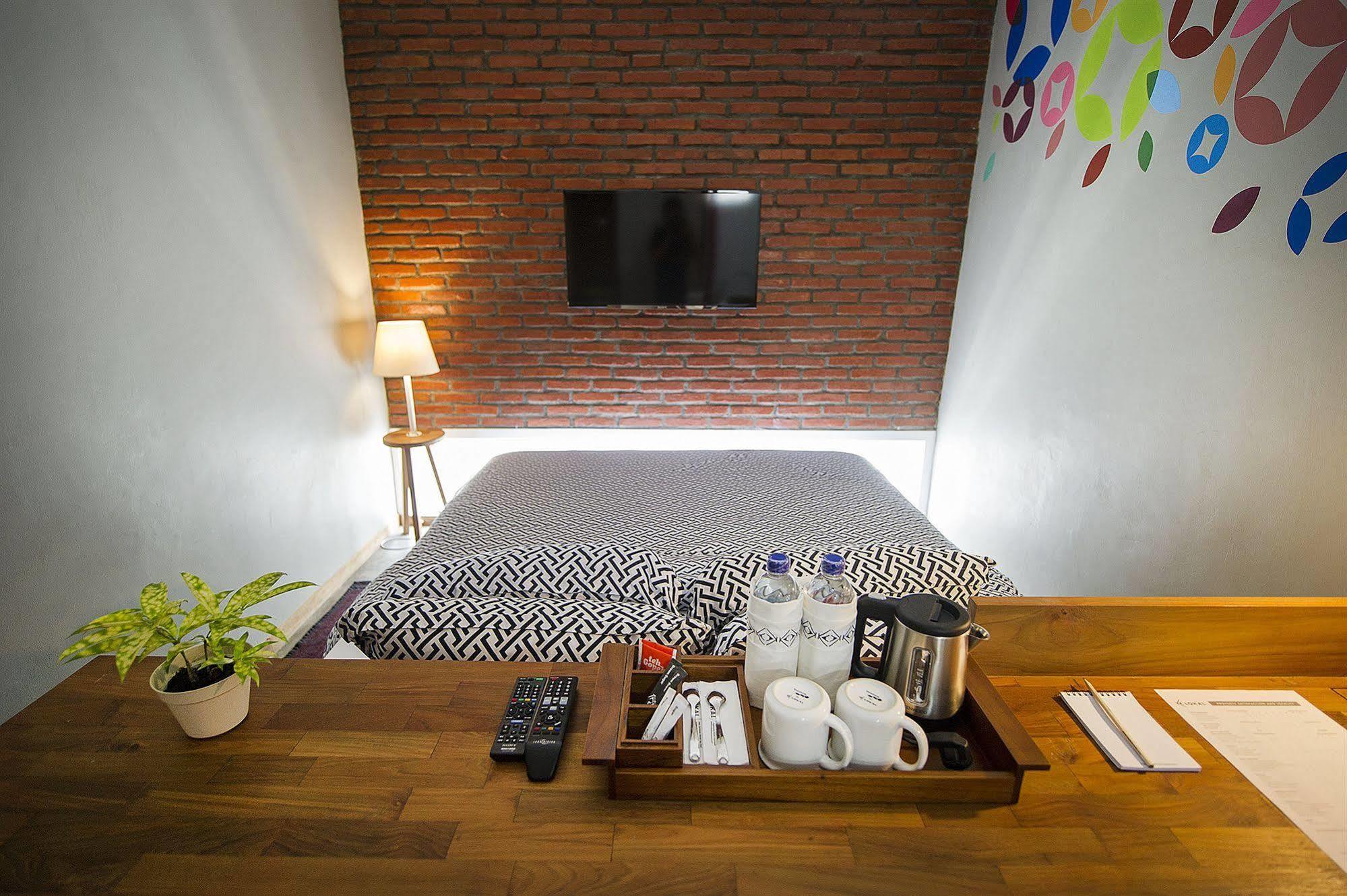 Lokal Hotel & Restaurant Kejayan Eksteriør billede